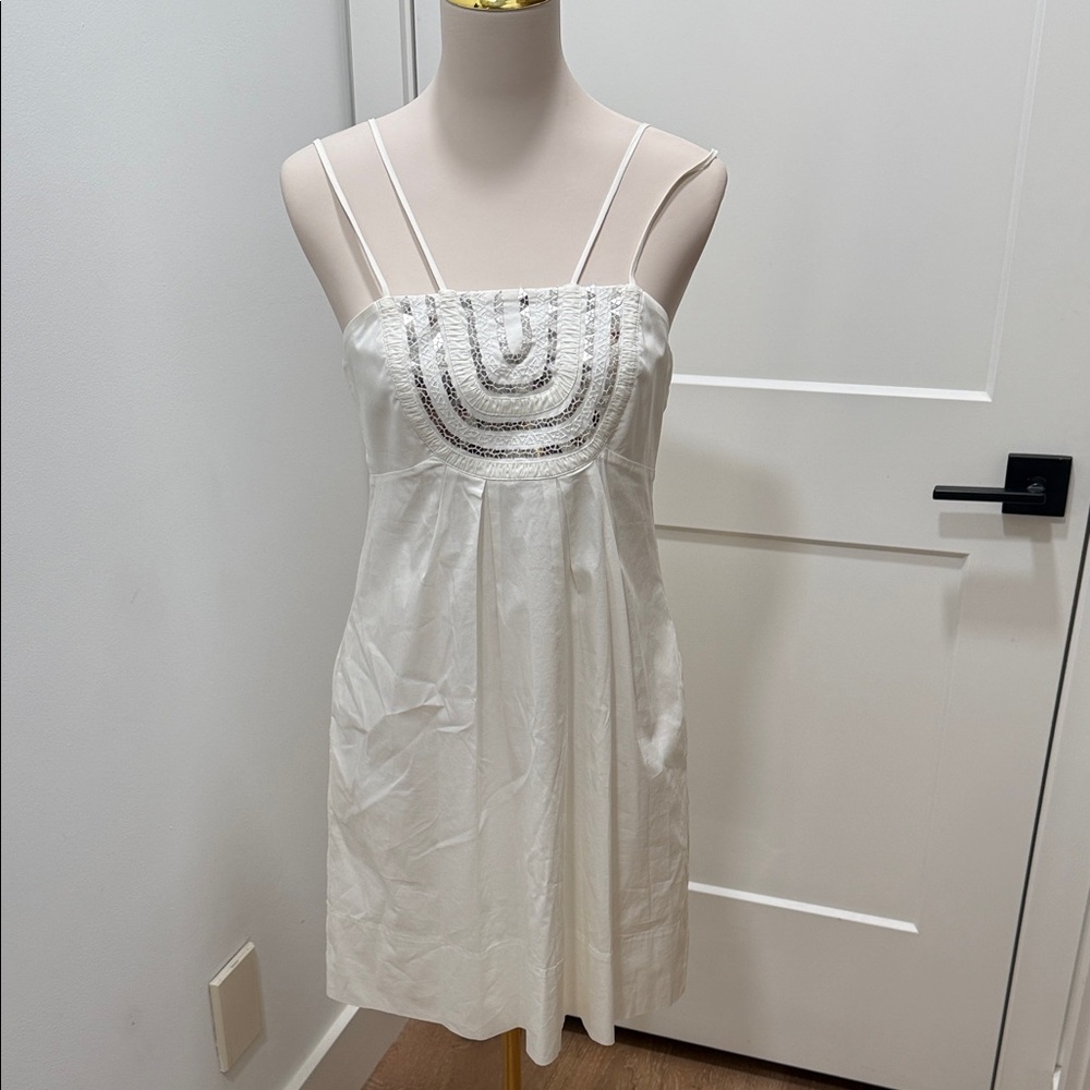 BCBG Maxazria Elegant White Embroidered Dress